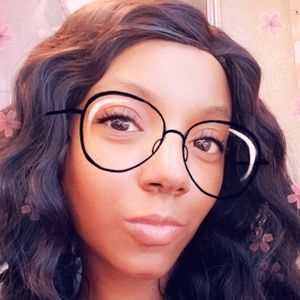 Meet your Posher, Tyeasha